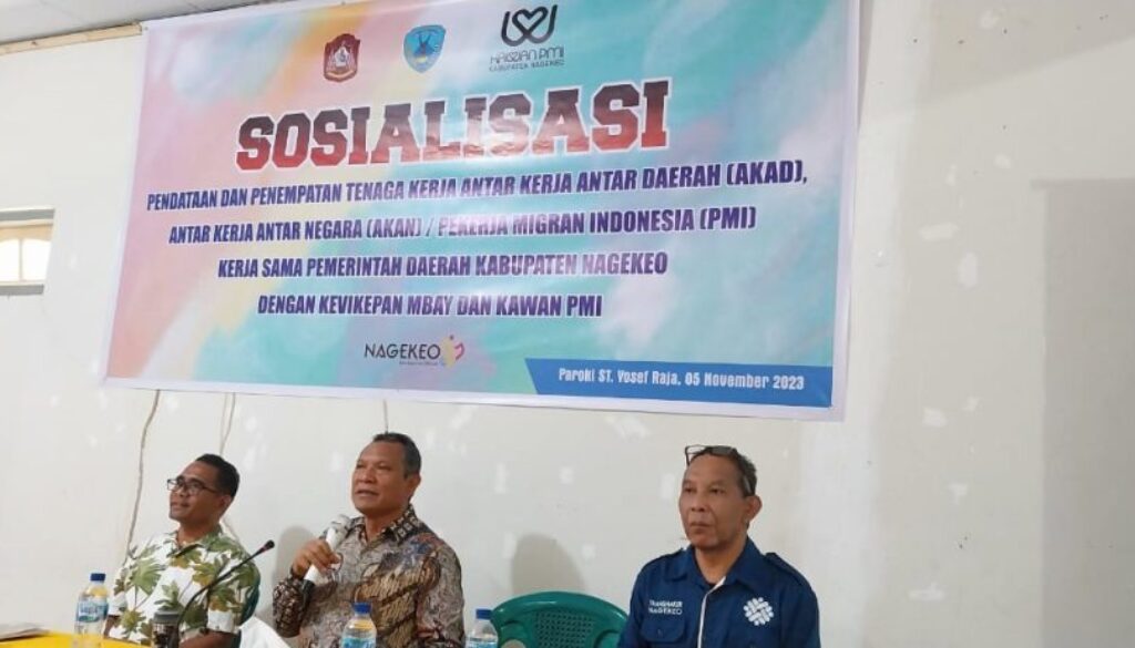 Bupati Nagekeo Johanes Don Bosco Do Membuka Sosialisasi Human Trafficking di Paroki Raja Kevikepan Mbay