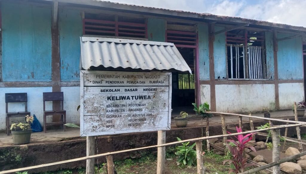 Kondisi SDN Keliwatuwea Desa Keli Kecamatan Keo Tengah Sangat Memperhatinkan