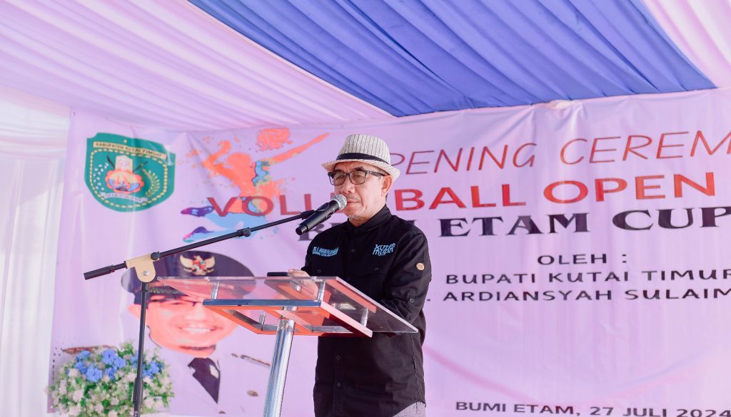 Bupati Kutai Timur Drs. H. Ardiansyah Sulaiman, M.Si Membuka Turnamen Bola Voli Open Bumi Etam Cup 2024