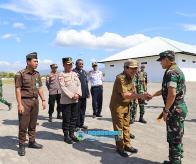 Bupati-Nagekeo-menghadiri-Apel-Penyambutan-Personil-Yonif-TP-834MW-Nagekeo-3